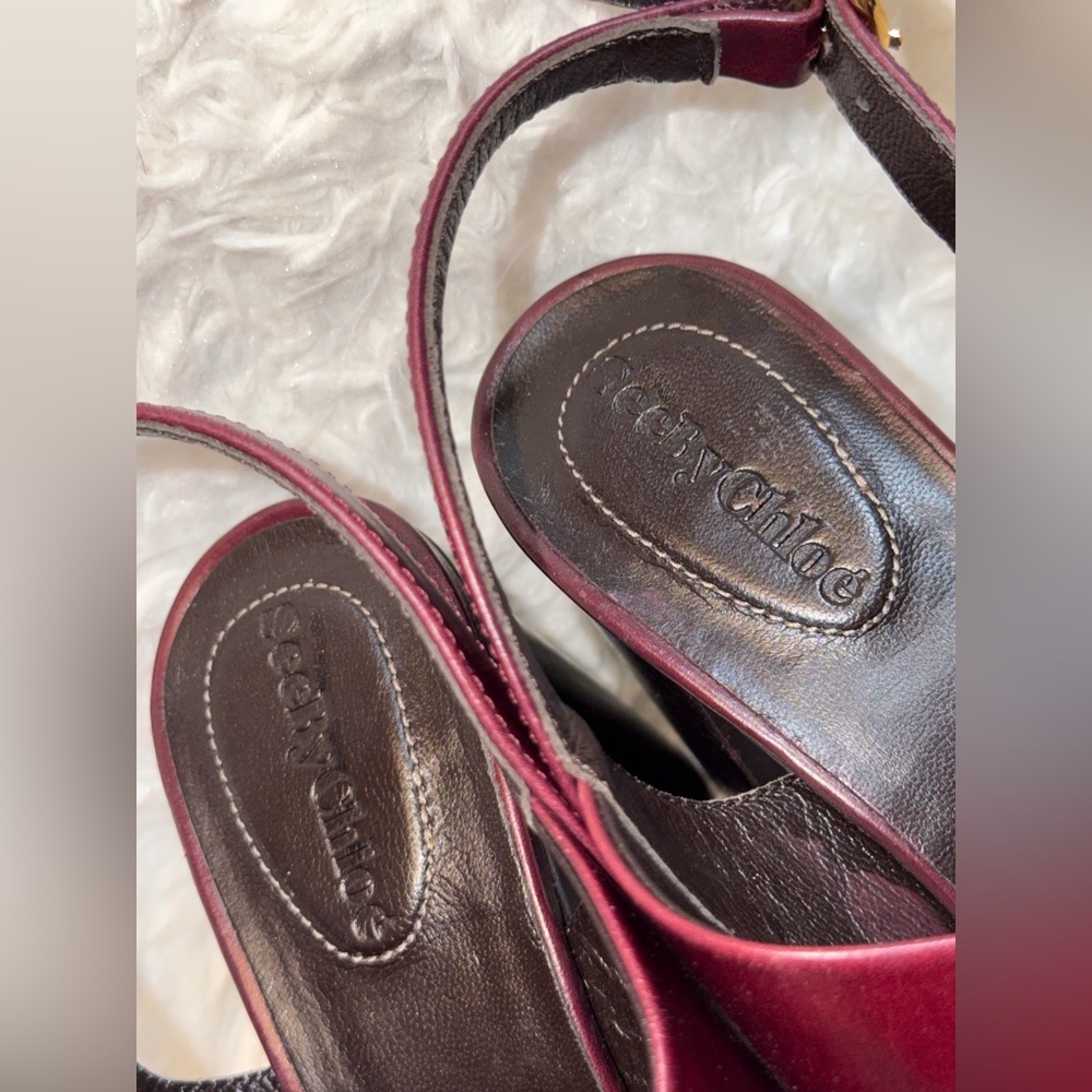 SEE BY CHLOÉ Burgundy Chain-Link Leather Platform
Sandals NWOT 38 - Picture 9 of 15
